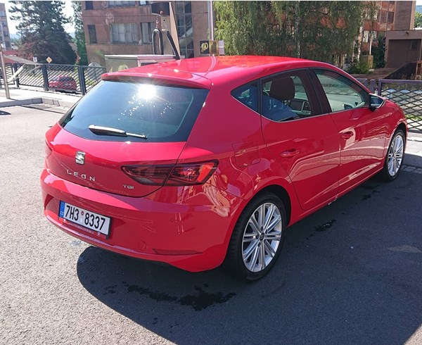 Foto Seat Leon Xcellence 1.5 TGI 96kW 6M 08/2020 DPH 
